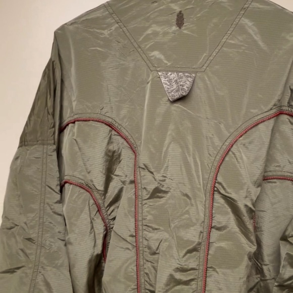 NWOT- FP Movement Starting Line Up Windbreaker 💚 - Picture 2 of 2